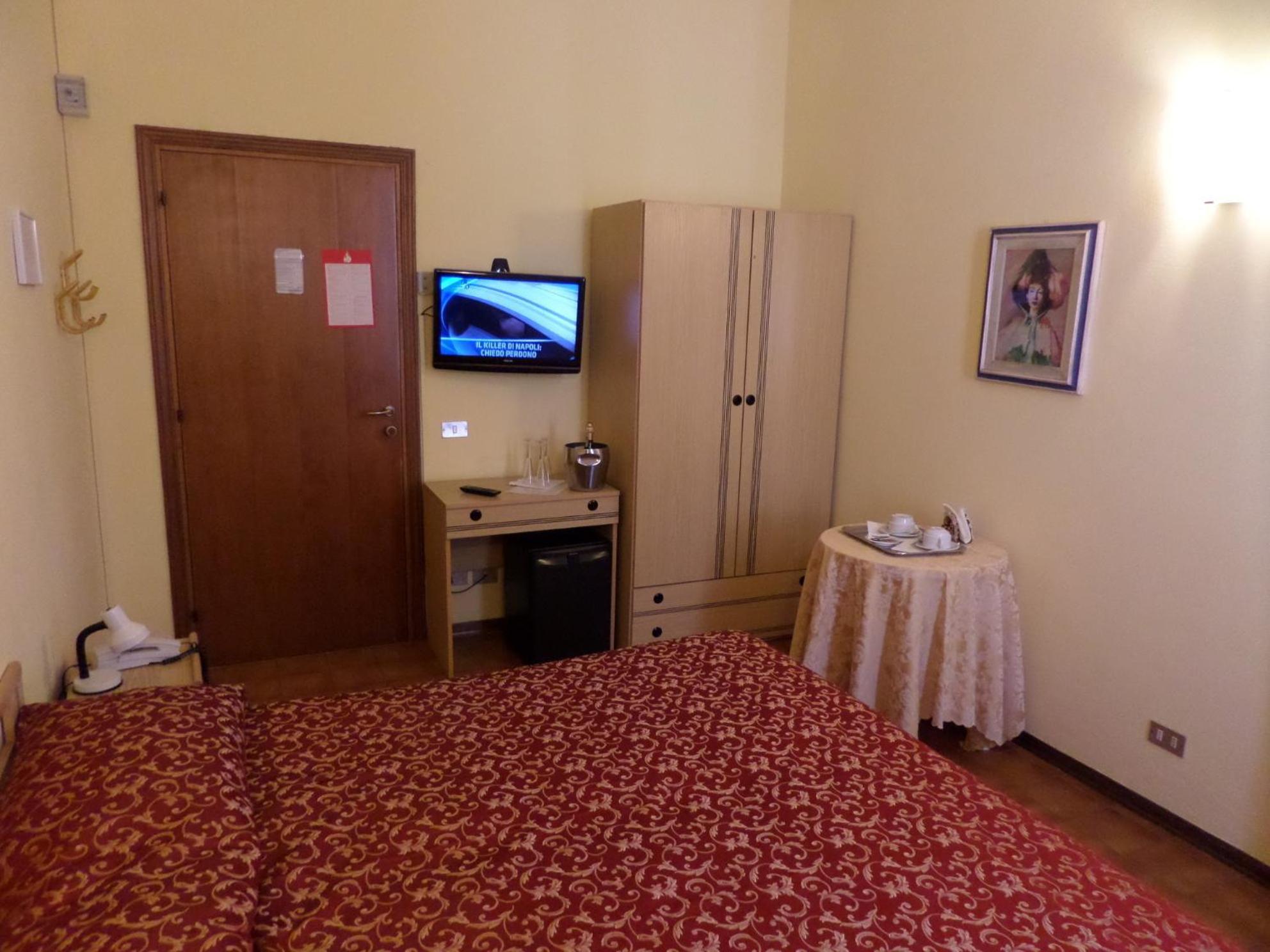 Hotel Delizia Genovese 몬테카티니테르메 외부 사진