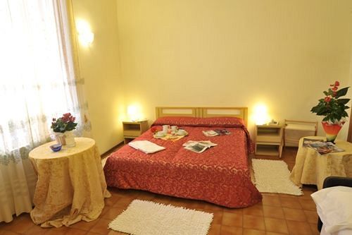 Hotel Delizia Genovese 몬테카티니테르메 외부 사진