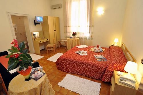 Hotel Delizia Genovese 몬테카티니테르메 외부 사진